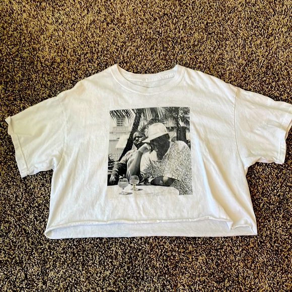 White graphic tee crop top - Picture 1 of 1